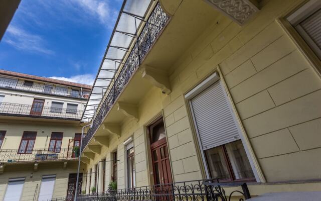 Апартаменты Goodtrip Apartments - Eötvös street вид на фасад