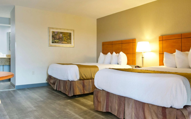 Best Western Thunderbird Motel