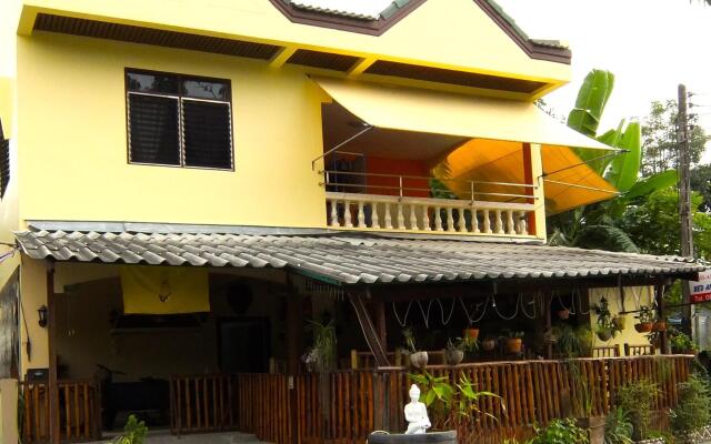 Similan Hotel вид на фасад