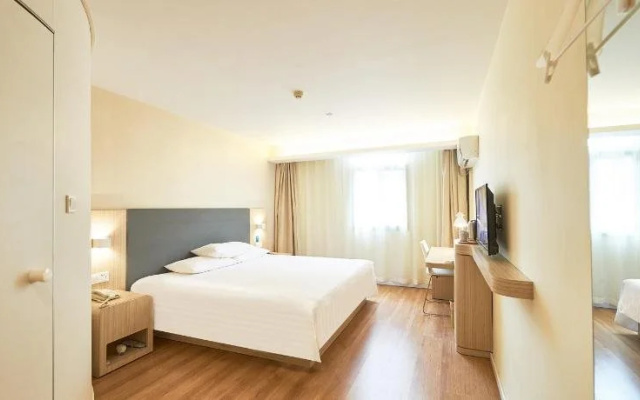 Hanting Express Yuyao Chengdong Road