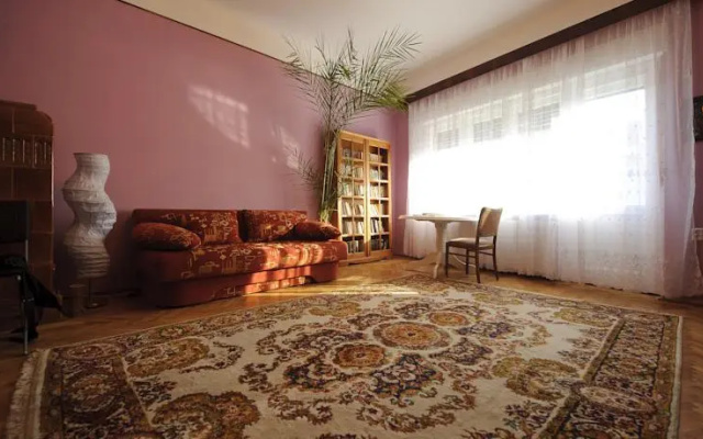 Old City Apartment