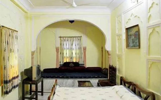 Janak Palace