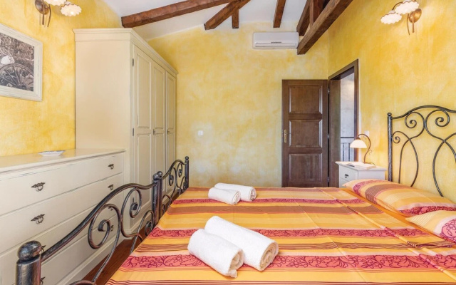 Amazing Home in Strpacici With Sauna, Wifi and 3 Bedrooms