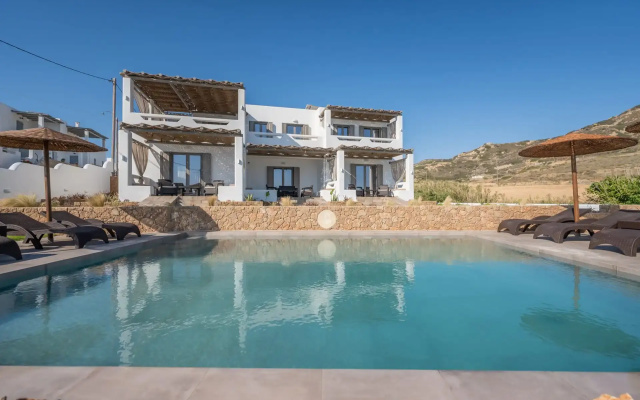 Skyros Trias