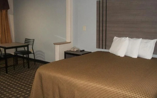 Woodland Inn and Suites