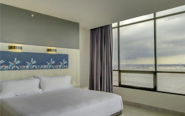 Doubletree By Hilton Guayaquil