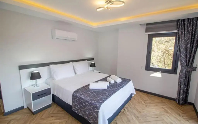 Göcek Marin B 4+1 Villa, Özel Havuzlu