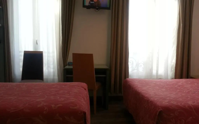 Hôtel Le Saint-Hubert - Gare de Lyon Bastille