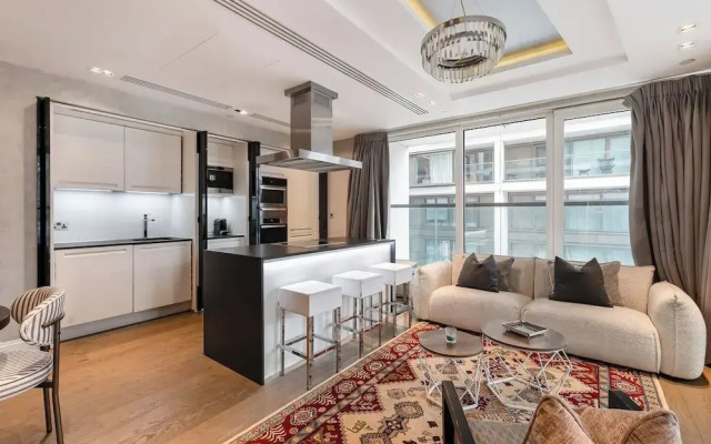 Luxury Kensington Home - Concierge Elevator AC