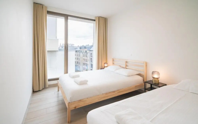 Opera Square Family Apartment for 10 Guests