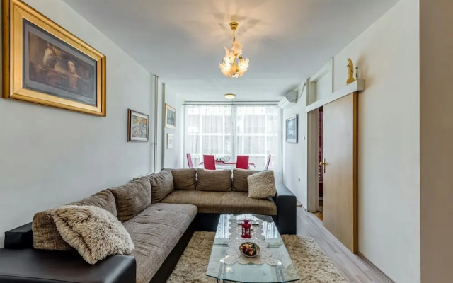 Apartment Tara