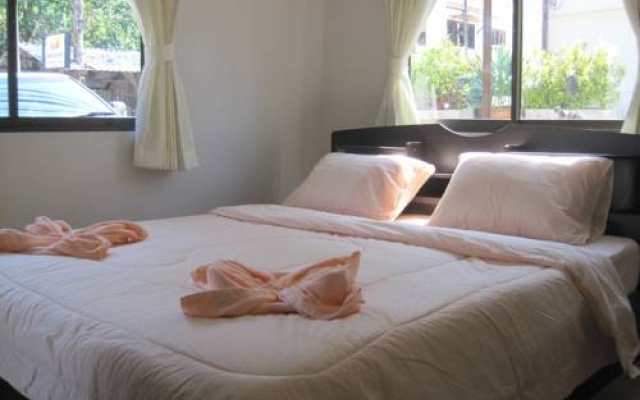 Step 23 Patong Sea View Village