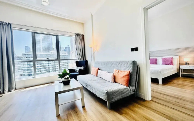Venduras Bright 1BR in Heart of Marina