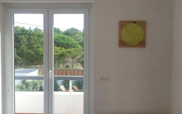 Azen Cool House
