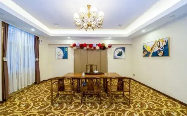 Nan'an Furong Hotel (Guoguang High School Meishan Bus Station)