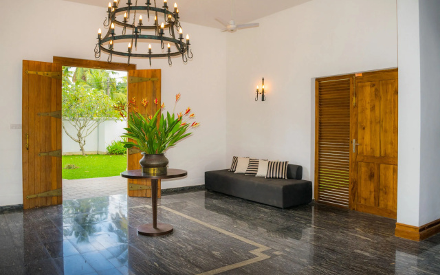 Villa White Queen Resort & Spa