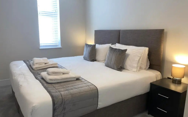 Roomotel - Oakview Moseley