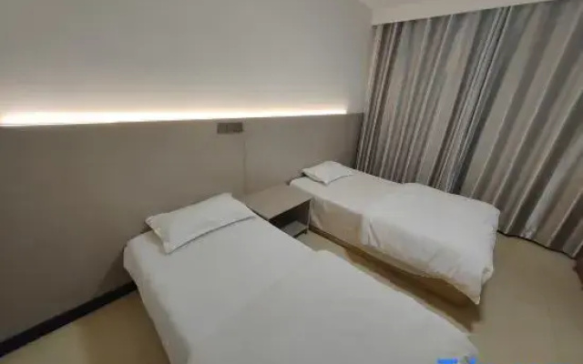 Hejia Hotel (Shangqiu Normal University Branch)