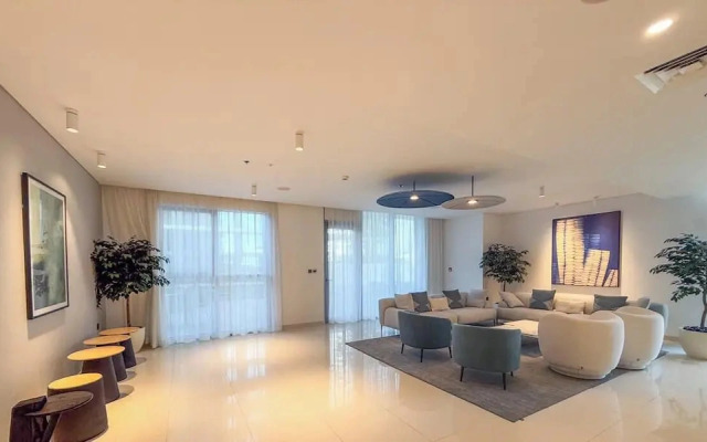 LUX The Atlantis View Luxury Beach Suite