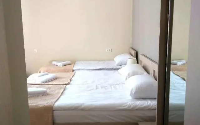 Baqari Inn