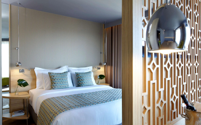 Отель Zeus Wyndham Grand Athens