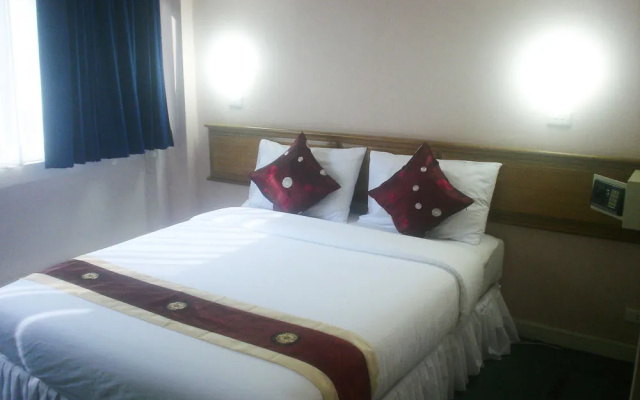 Bangkok Inn