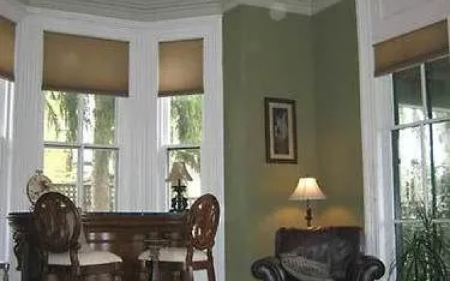 Stewart House Inn