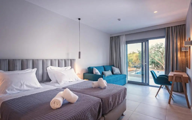 Alonaki Resort