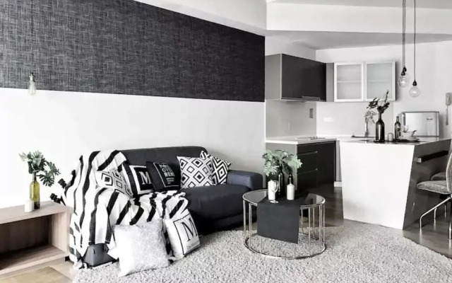 Regalia Residence Suite by Stay Hub