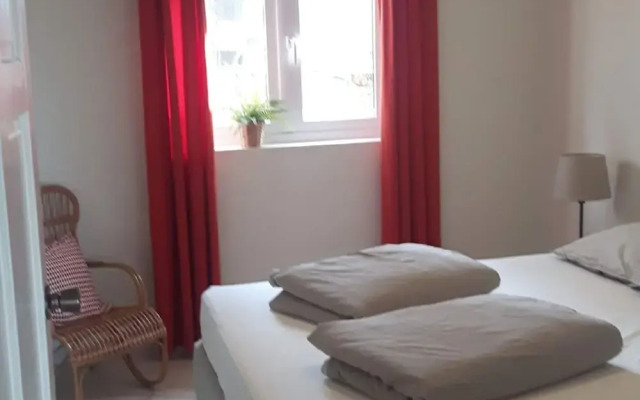 Air-conditioned Mama Sha Apartment Near Jan Thiel
