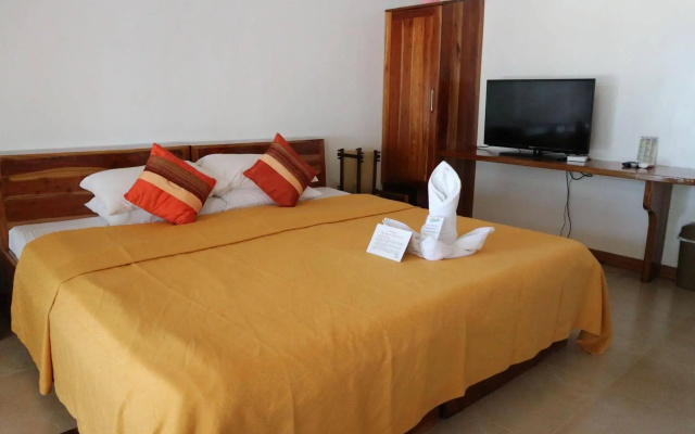 Nigi Nigi Too Beach Resort