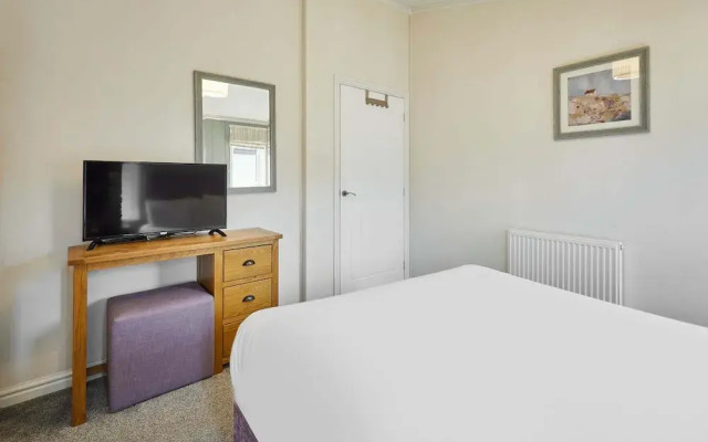 Host Stay Juniper Deluxe Lodge