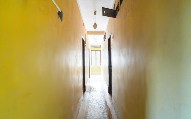 SPOT ON 61014 Hotel Anand Lodge