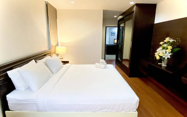 14 Place Sukhumvit Suites - SHA Plus
