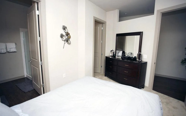 1505 Demonbreun By Sitsquare Suites