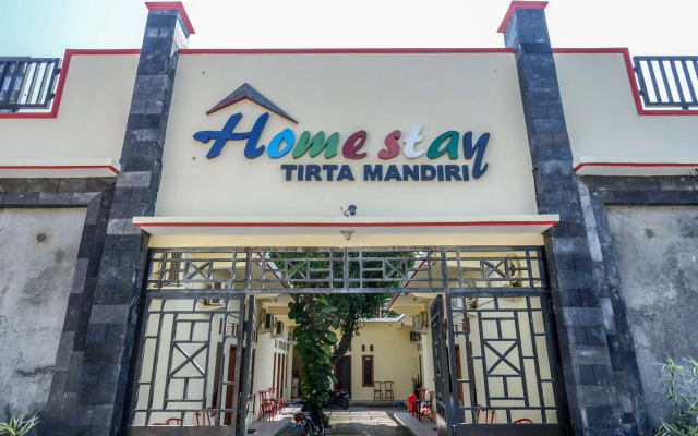RedDoorz @ Umbul Ponggok Waterpark Klaten