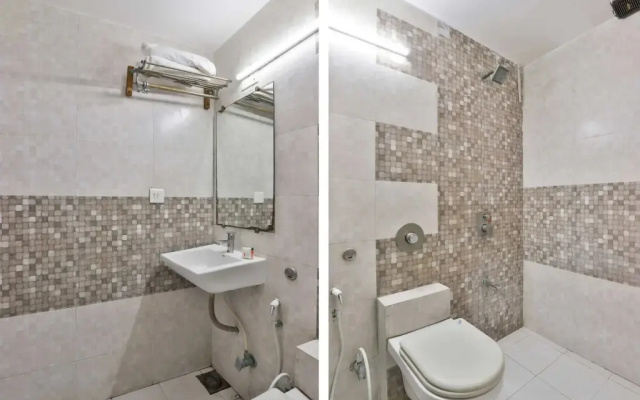 Hotel Arya Corporate by OYO Rooms