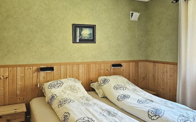 6 Person Holiday Home in Leikanger