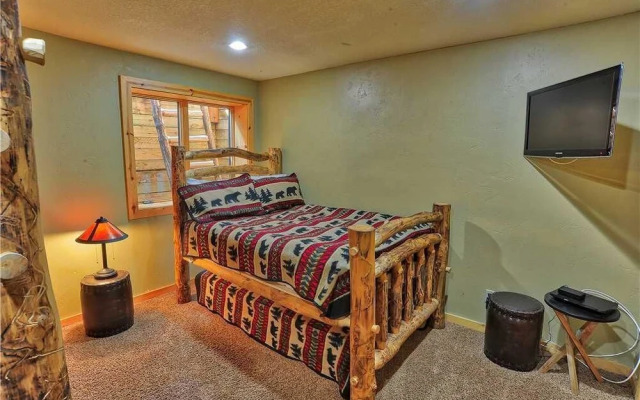Black Bear Lodge