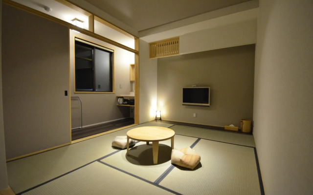 Yufuin TSURU NO YU