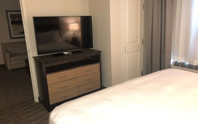 GrandStay Hotel & Suites Rock Valley