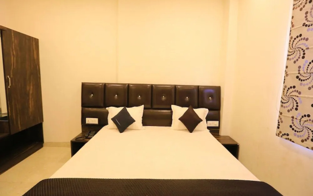 OYO Rooms 158 Gomti Nagar Kathota Jheel
