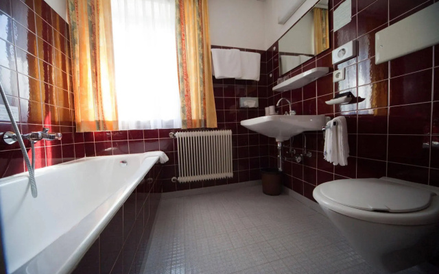 Hotel Cristallago