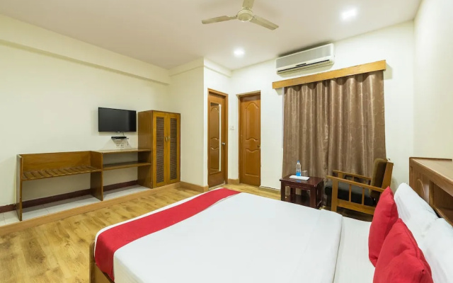 OYO 3722 Hotel StayEasy Majestic