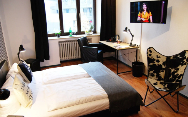 SMARTY Cologne Dom Hotel - Boardinghouse