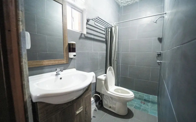 503 Casa Hostal