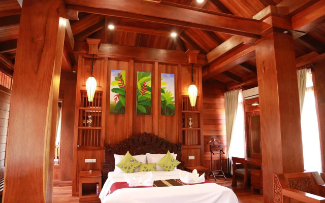 Try Palace Resort & Spa