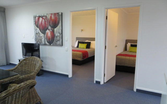 Harbour View Motel on Ahuriri Beach in Napier NZ with sea view suites