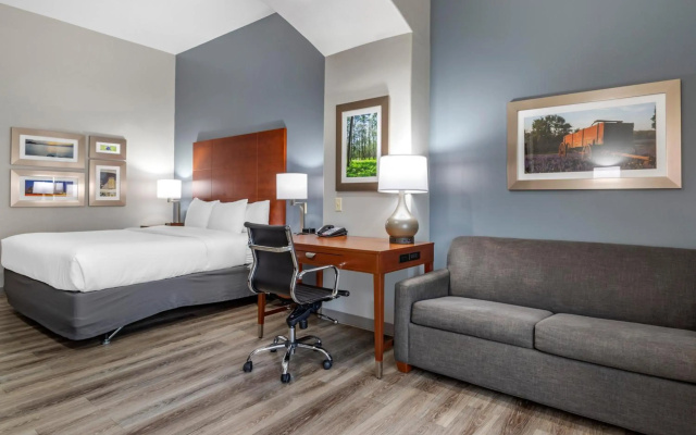 Comfort Inn & Suites Cleveland TX