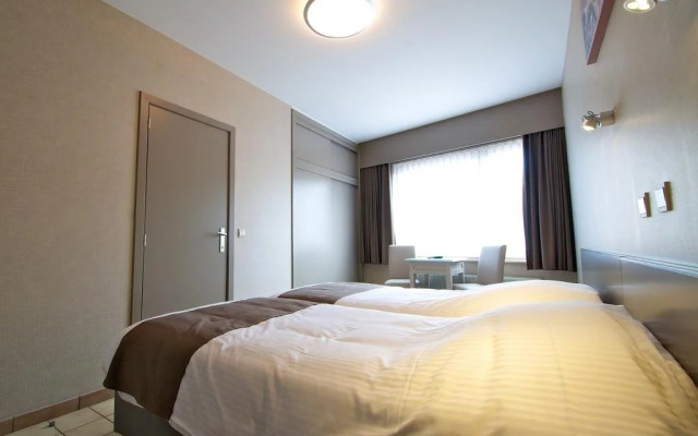 Hotel De Golf